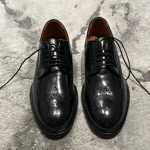 Minelli Black Wingtips